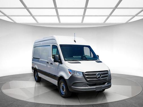 Arctic White 2025 Mercedes-Benz Sprinter 2500 Standard Roof