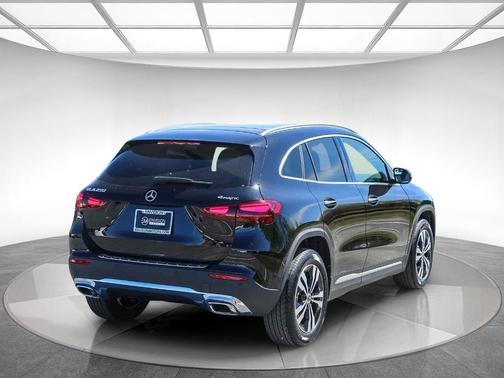 Black 2026 Mercedes-Benz GLA 250 Base 4MATIC