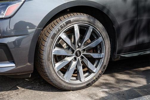 2021 Audi A4 40 Premium