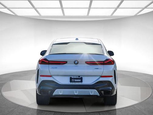2024 BMW X6 xDrive40i