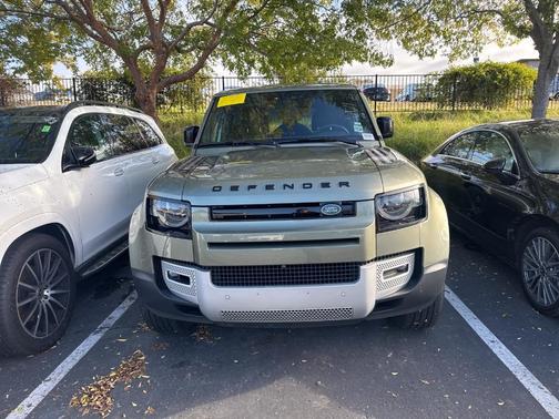 2025 Land Rover Defender P300