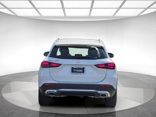 2025 Mercedes-Benz GLA 250 Base