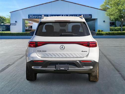 2024 Mercedes-Benz EQB 300 Base 4MATIC