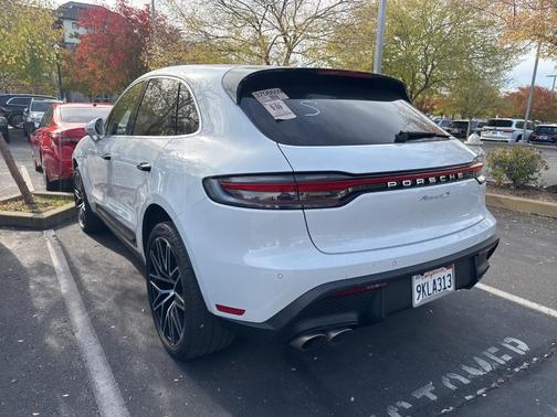 2022 Porsche Macan S
