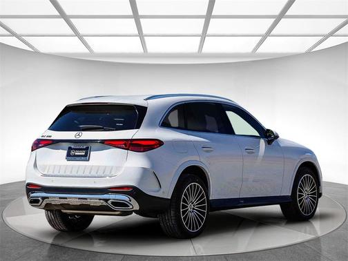2025 Mercedes-Benz GLC 300 Base