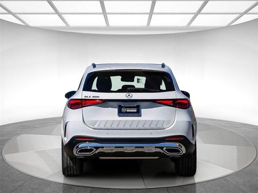 2025 Mercedes-Benz GLC 300 Base