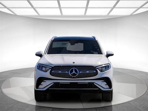 2025 Mercedes-Benz GLC 300 Base