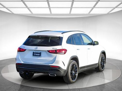 2023 Mercedes-Benz GLA 250 Base 4MATIC
