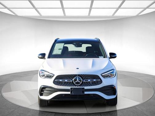 2023 Mercedes-Benz GLA 250 Base 4MATIC