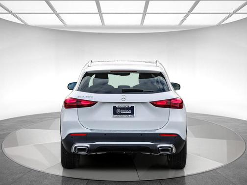 2025 Mercedes-Benz GLA 250 Base