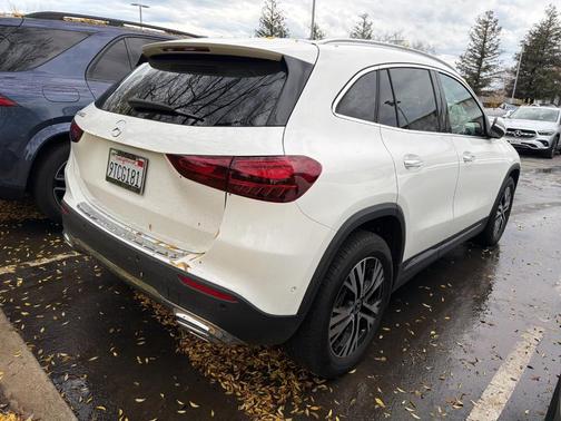 2025 Mercedes-Benz GLA 250 Base