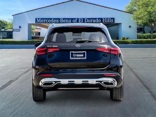 2025 Mercedes-Benz GLC 300 Base