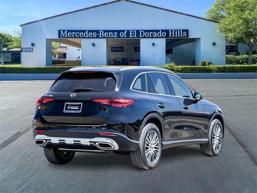 2025 Mercedes-Benz GLC 300 Base