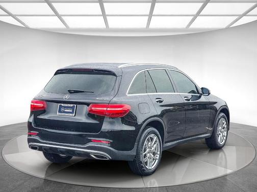 2018 Mercedes-Benz GLC 300 Base 4MATIC