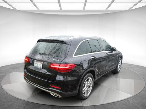 2018 Mercedes-Benz GLC 300 Base 4MATIC
