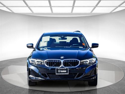 2025 BMW 330 i xDrive