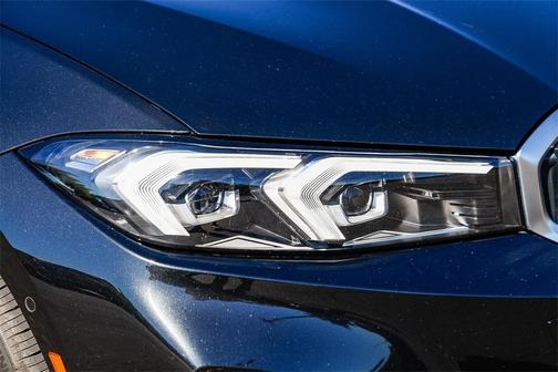 2025 BMW 330 i xDrive