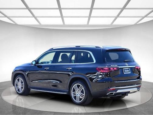 Black 2026 Mercedes-Benz GLS 450 4MATIC