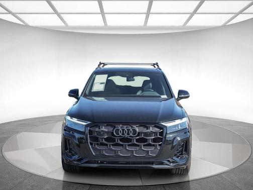 Mythos Black Metallic 2025 Audi SQ7 4.0T Premium Plus