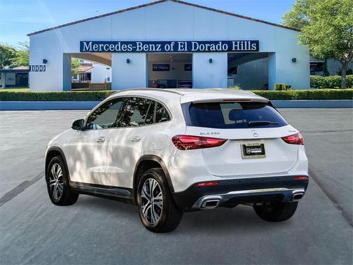 2024 Mercedes-Benz GLA 250 Base 4MATIC