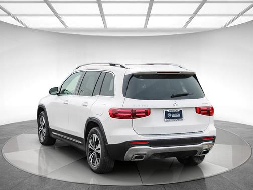 2026 Mercedes-Benz GLB 250 Base 4MATIC