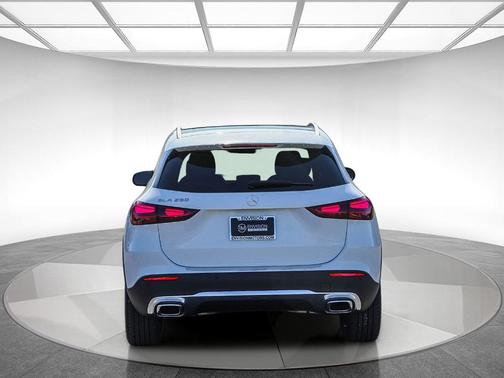 2026 Mercedes-Benz GLA 250 Base