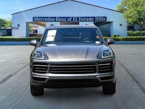 2021 Porsche Cayenne Base