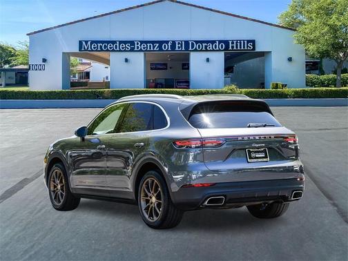 2021 Porsche Cayenne Base