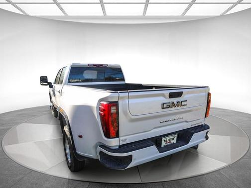 2025 GMC Sierra 3500 Denali Ultimate