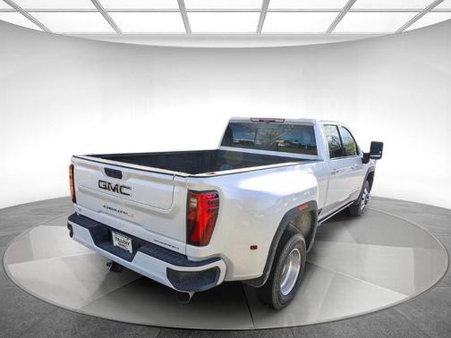 2025 GMC Sierra 3500 Denali Ultimate