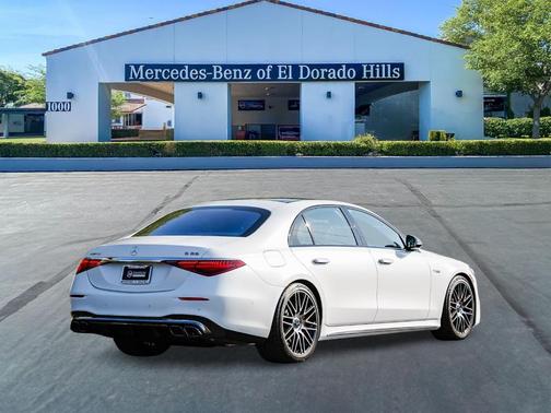 2024 Mercedes-Benz AMG S 63 E Base