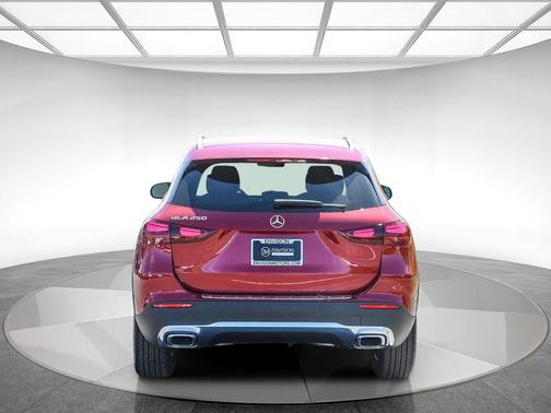 MANUFAKTUR PATA 2026 Mercedes-Benz GLA 250 Base