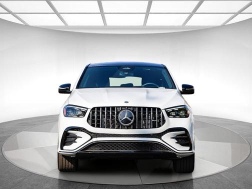 Moon 2025 Mercedes-Benz AMG GLE 53 Base