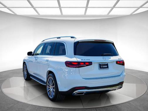 Polar White 2026 Mercedes-Benz GLS 450 4MATIC