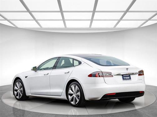 2020 Tesla Model S Long Range