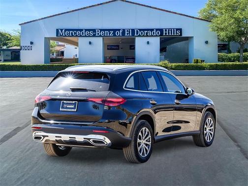 2025 Mercedes-Benz GLC 300 Base