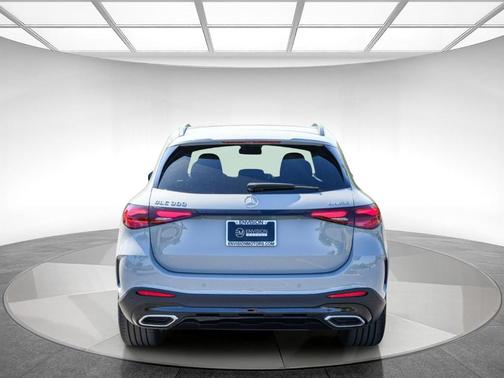 Alpine 2026 Mercedes-Benz GLC 300 Base 4MATIC