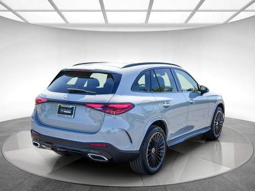 Alpine 2026 Mercedes-Benz GLC 300 Base 4MATIC