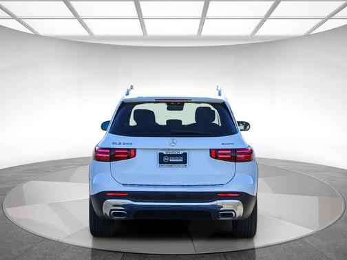 2025 Mercedes-Benz GLB 250 Base 4MATIC