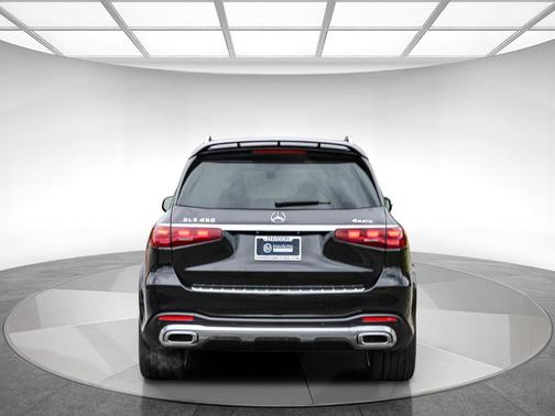 2026 Mercedes-Benz GLS 450 4MATIC