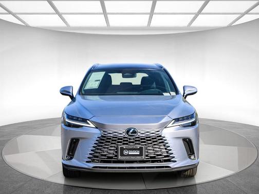 2024 Lexus RX 450h+ Luxury
