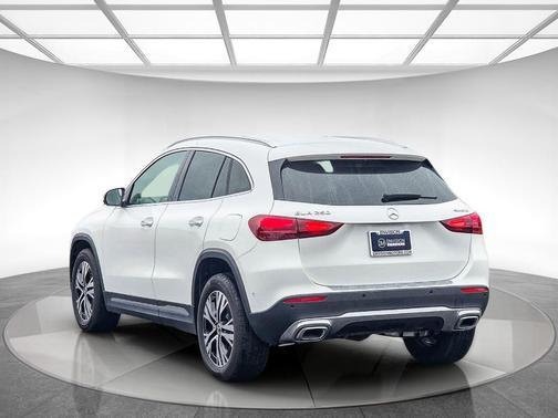 2025 Mercedes-Benz GLA 250 Base 4MATIC