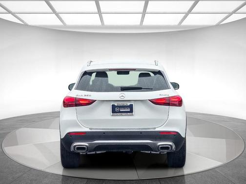 2025 Mercedes-Benz GLA 250 Base 4MATIC