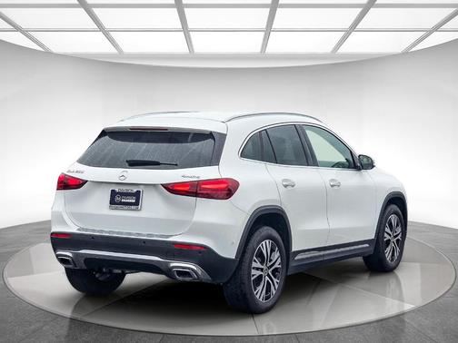 2025 Mercedes-Benz GLA 250 Base 4MATIC