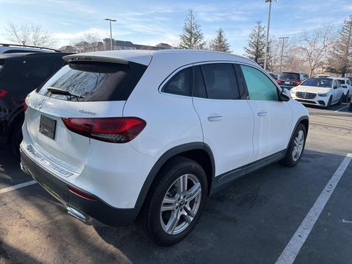 2023 Mercedes-Benz GLA 250 Base 4MATIC