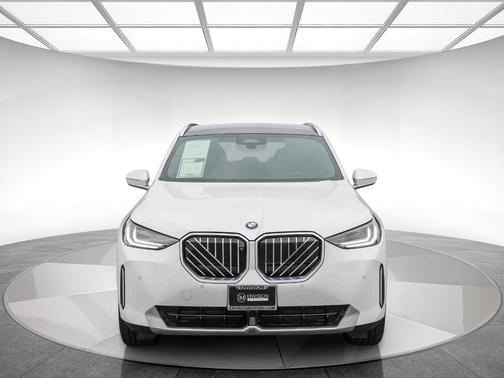 White Metallic 2025 BMW X3 30 xDrive