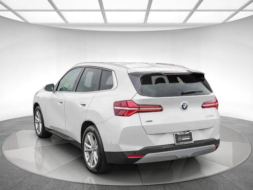 White Metallic 2025 BMW X3 30 xDrive