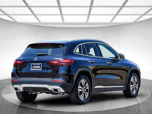 2025 Mercedes-Benz GLA 250 Base 4MATIC
