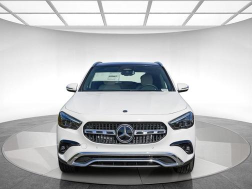 Polar White 2026 Mercedes-Benz GLA 250 Base 4MATIC