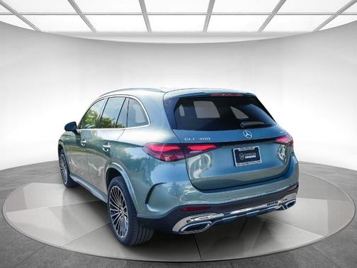 Silver Metallic 2026 Mercedes-Benz GLC 300 Base 4MATIC